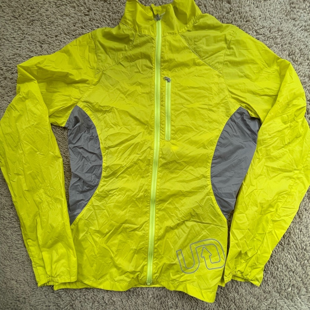 Ultimate Direction Marathon Shell Jacket - M - image 1